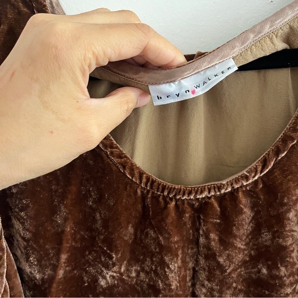 Bryn Walker Brown Lagenlook Velvet High Low Hem Sleeveless Short Dress - Picture 3 of 8